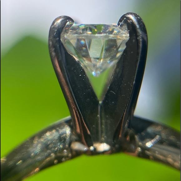 Gorgeous😍 14KT Solitaire Diamond engagement ring💍💎✨ - Picture 12 of 17